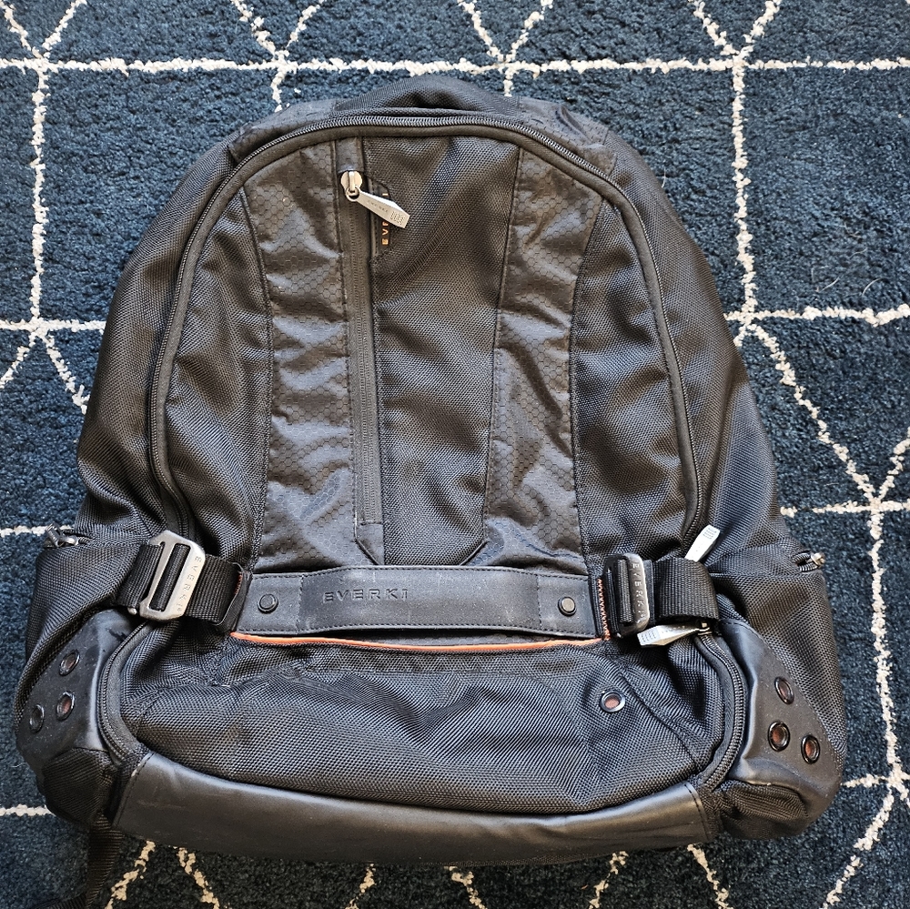 EVERKI laptop backpack